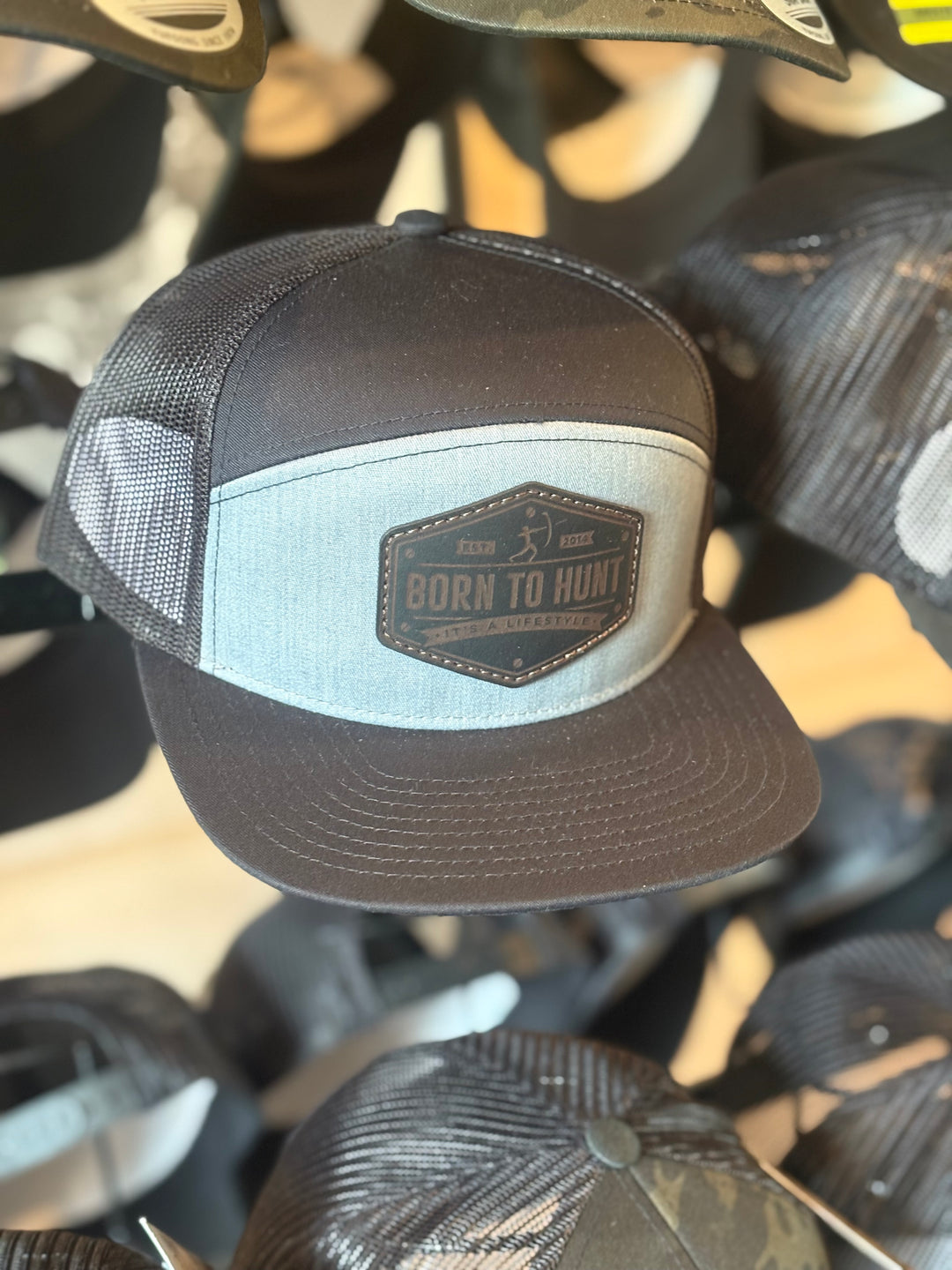 Casquette classique «Snapback» - Born to Hunt